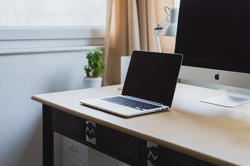Laptop Kerja